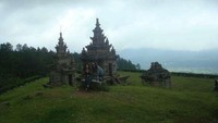 Salah satu Candi Gedong Songo (Nursaleh/detiktravel)