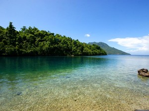 Ada Apa di Balik Batu