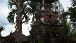 Agungnya Pura Mandara Giri Semeru di Lumajang