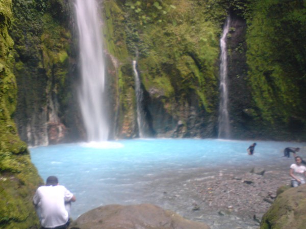 Air Terjun Dua Warna Di Sibolangit