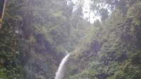 Kecantikan air terjun tiu kelep