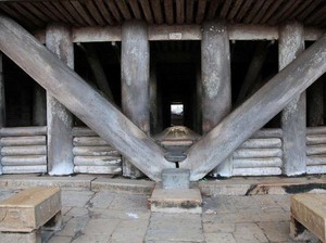 Arsitektur Tradisional Nias Selatan