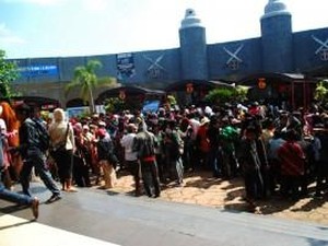 Asyiknya Berwisata Ke Wisata Bahari Lamongan