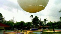 wahana balon raksasa