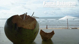 Balangan, si Pantai Kelapa yang Tersembunyi di Bali