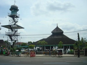 Bangunan Islam Bernuansa Jawa