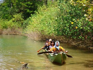 Bercumbu dengan Ujung Kulon