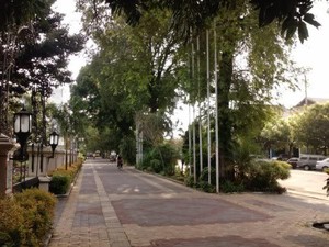 Berjalan Tanpa Henti di Solo City Walk