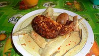 Lontong Orari, kuliner yang tidak boleh dilewatkan