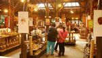 Bermain Angklung yang Mendunia di Saung Angklung Udjo