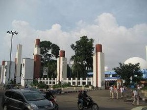 Bermain dengan Bintang di Planetarium