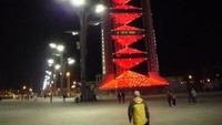 Linglong Pagoda di waktu malam