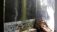 Kamar Mandi yang eksotis di Echo Homestay