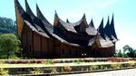 Bertamu ke Istana Basa Pagaruyung