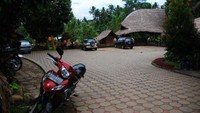 Lapangan Parkir Luas
