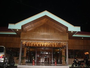 Dari Bolu Meranti ke Rumah Makan Meranti