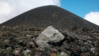 Puncak Gunung Gamalama (ACI)