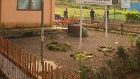 Salah satu gerbang masuk untuk mendaki gunung Tujuh
