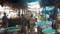 Sempat memasuki pasar tradisional Kalabahi