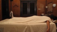 Laguna Beach Spa di belakang Hotel Sheraton Senggigi