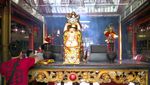 Imlek yang Lengkap di Kelenteng Tertua di Jakarta