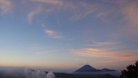 Pemandangan Gunung Bromo dari penanjakan