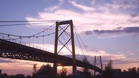 Jembatan Barito (rifafreedom.wordpress.com)