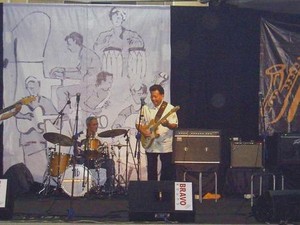 Jajan Jazz, Asyik!
