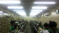Suasana di salah satu departemen perakitan ponsel Nexian