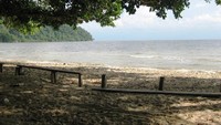 PULAU DATUK. Keindahan  (dan kebersihan) Pantai Pulau Datuk yang masih sangat terjaga dengan baik.