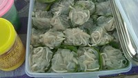 Laksa atau biasa disebut dengan logat melayu Lakse