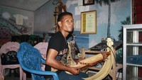 Jack Paah, anak sulung Jeremias Paah