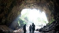 Pintu masuk Gua Petruk