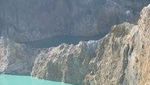 Kelimutu Danau Tiga Warna