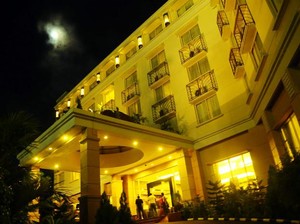 Kemewahan Swiss-Belhotel di Ujung Port Numbay