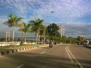 Kenangan di Jembatan Tenggarong