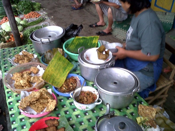 Kuliner Jajanan  Pasar  Tradisional Solo Yogyakarta