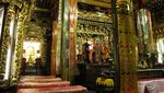 Larut Dalam Syahdu di Longshan Temple, Taipei