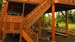 Lihat dan Bawa Pulang Rumah Kayu di Desa Woloan, Tomohon