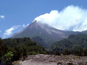 Melihat Merapi dari Kaliadem
