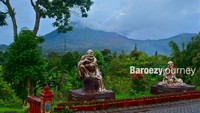 udara yang sejuk membuat lokasi ini asyik untuk dikunjungi