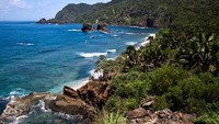 Panorama Papuma dari Siti Hinggil