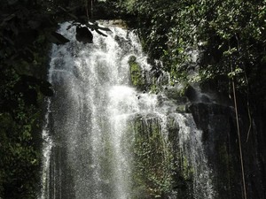 Menapaki Keindahan Riam Pangga