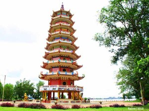 Meneduhkan Jiwa & Raga di Pulau Kemaro