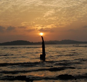 Mengintip Matahari Terbit di Batam