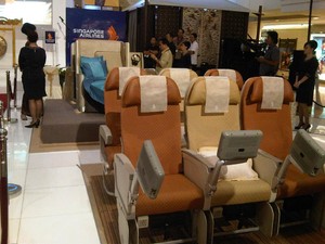 Menikmati Empuknya Kursi Singapore Airlines, Gratis!