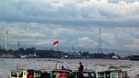 Transaksi Antar Perahu