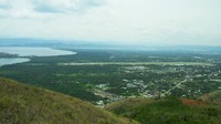 Kawasan sekitar Danau Sentani dan landasan Bandara Sentani