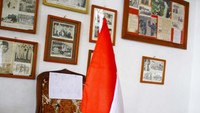 Ruang kerja Bung Karno, banyak kisah sejarah yang dipajang di dindingnya.