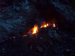 Menyaksikan Fenomena Alam di Tanjung Api